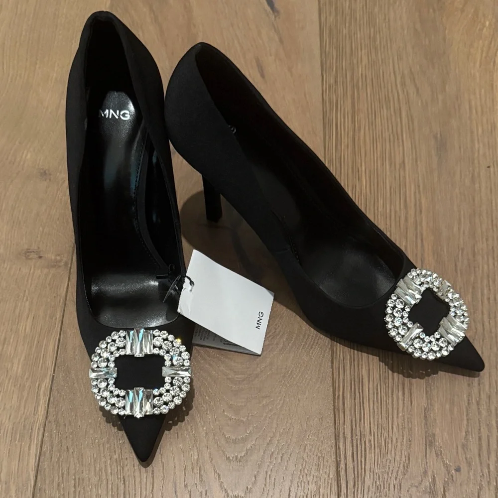 Mango Black Heels with Embellished Buckle - Picture 1 of 4
